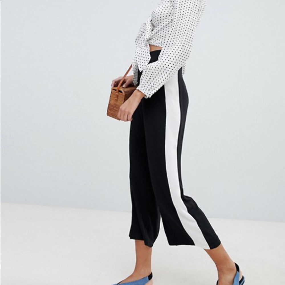 New look side striped crop pants